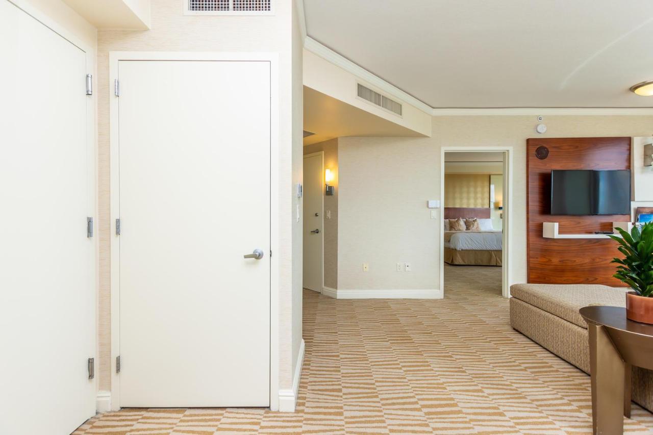 Hotel International Beach Tump Resort Ocean View 1100 Sf 1 Bed 1Bth Privately Owned Sunny Isles Miami Beach Buitenkant foto