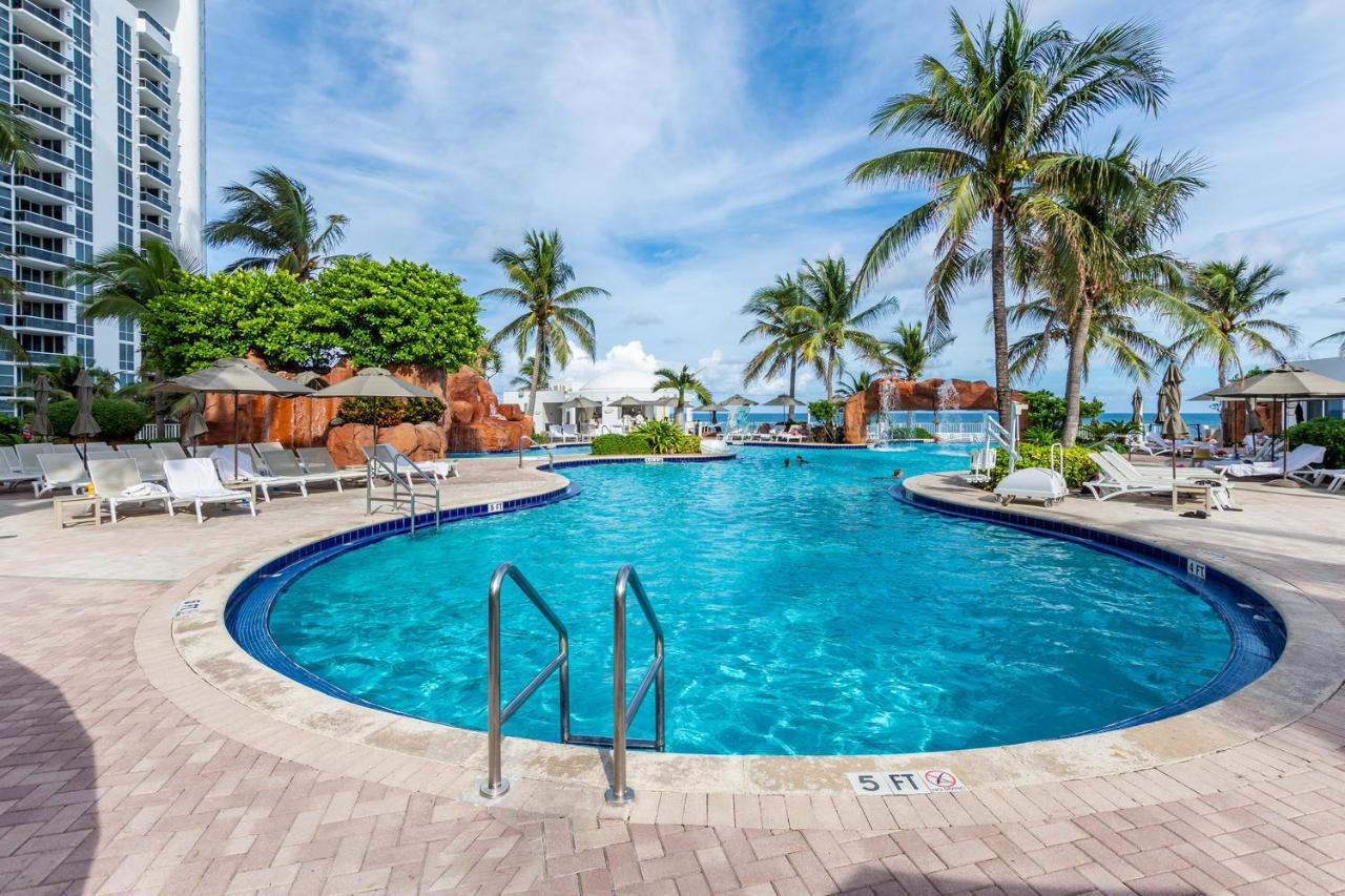 Hotel International Beach Tump Resort Ocean View 1100 Sf 1 Bed 1Bth Privately Owned Sunny Isles Miami Beach Buitenkant foto